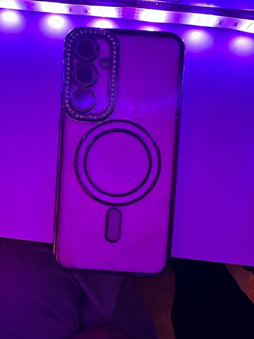 Самсунг а35,128г