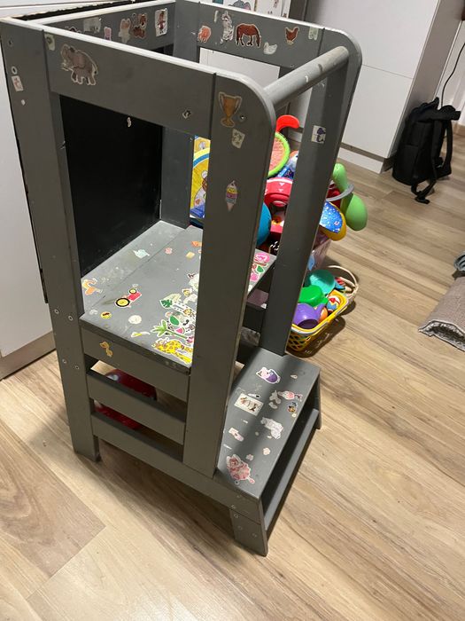 Learning tower / Inaltator /helper /Turn de Invatare tip Learning tower pentru Copii Suporto, Rol de Inaltator cu Treapta de urcare