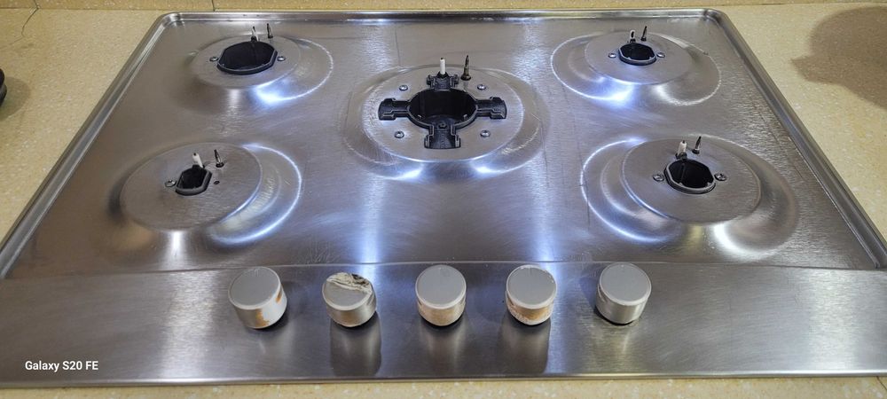 Газовая варочная панель + почти непользованный духовой шкаф (духовка)