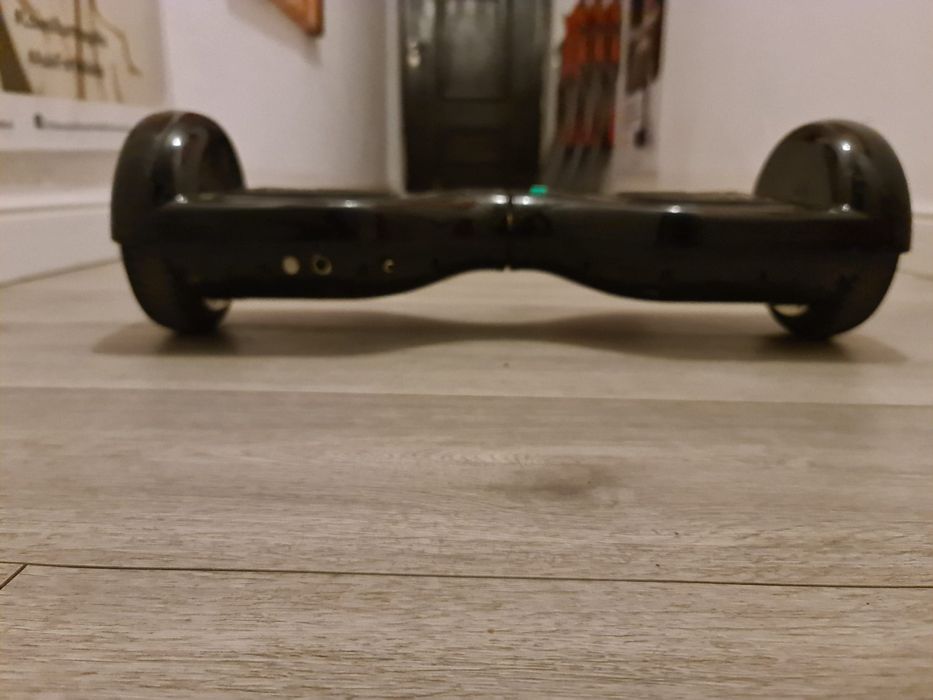 Hoverboard utilizat, funcționează foarte bine