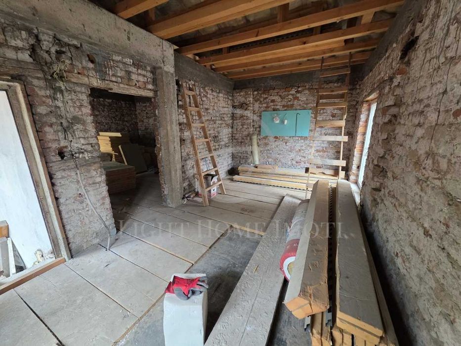 Продава се Къща в Пловдив, Кючук Париж - 111 кв.м за 1577 €/кв.м - Снимка #9