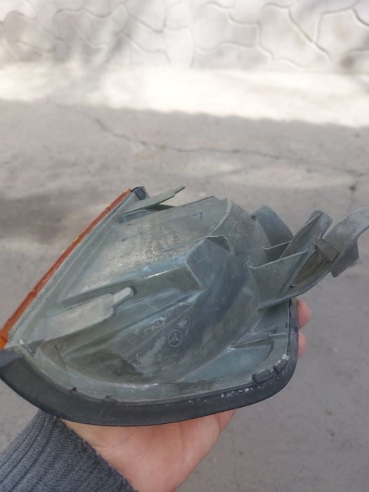 Поворотник на мерседес