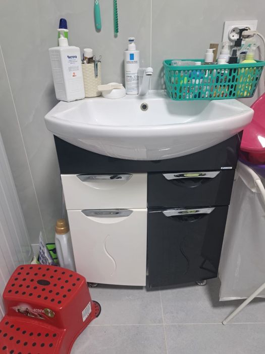 2 вида раковин с тумбой