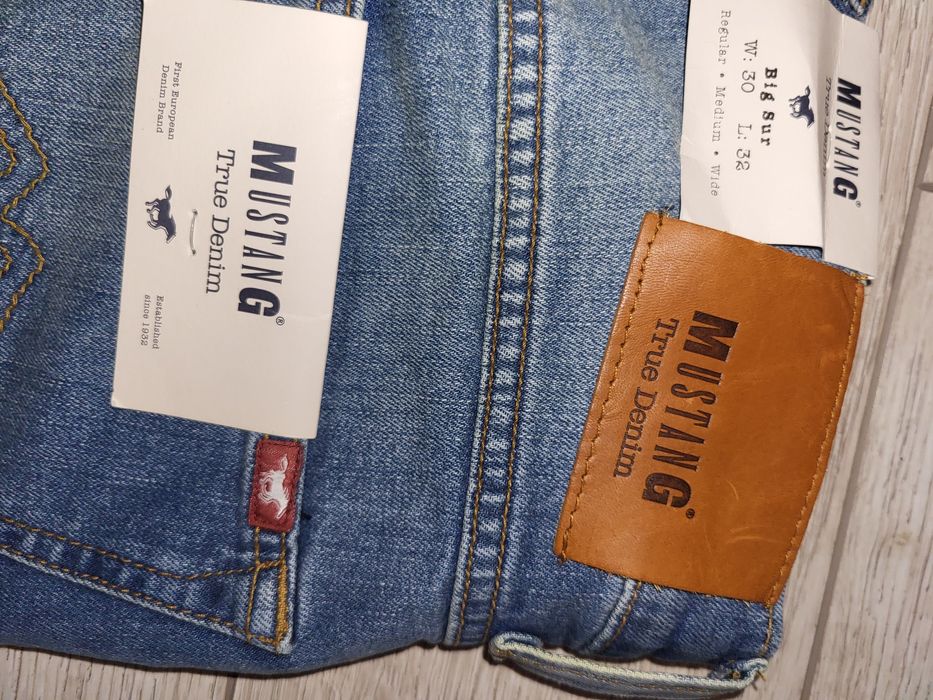 Нови Мъжки дънки mustang 30/32 m