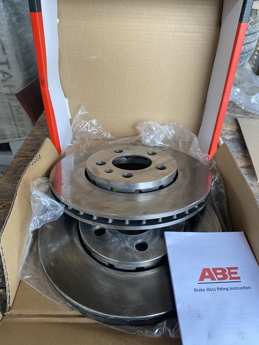 предни спирачни дискове