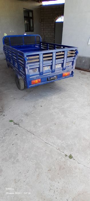 Електромобил Муравей