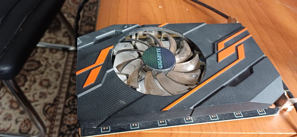 Видеокарта nvidia 1030 2 GB
