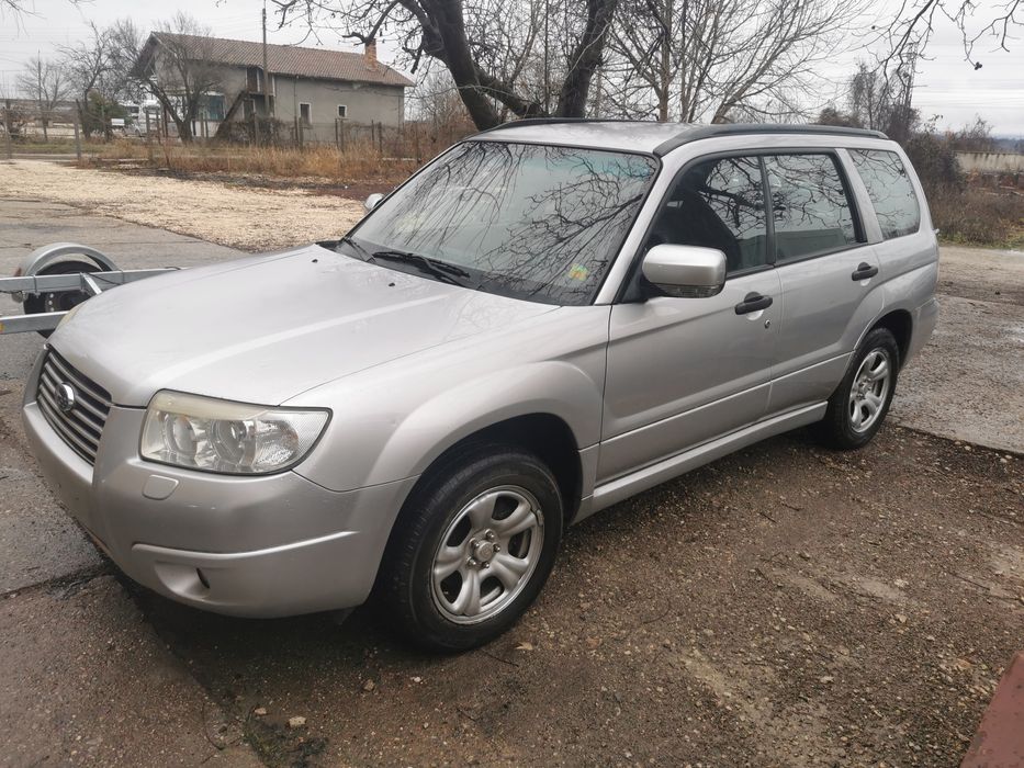 Subaru Forester на части