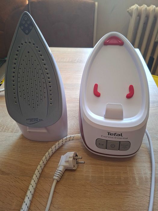 Tefal Express Esential Statie de Calcat SV6116EO