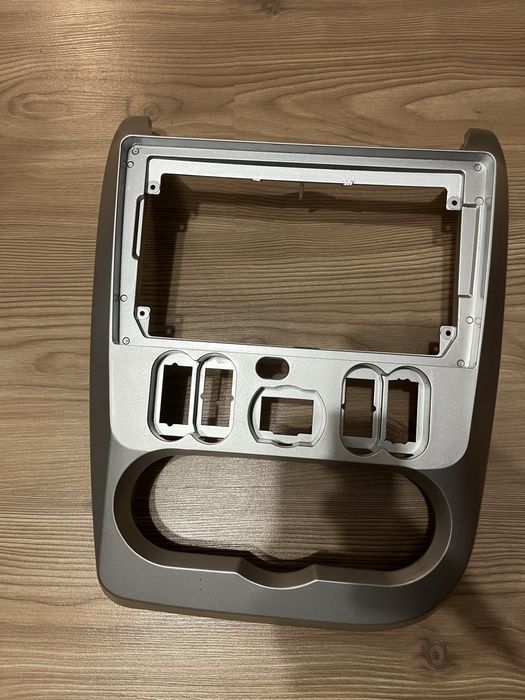 Tableta Multimedia.Navigatie.GPS.Android.Dacia Duster.Touchscreen