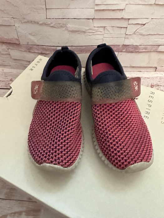 Кроссовки Crosby