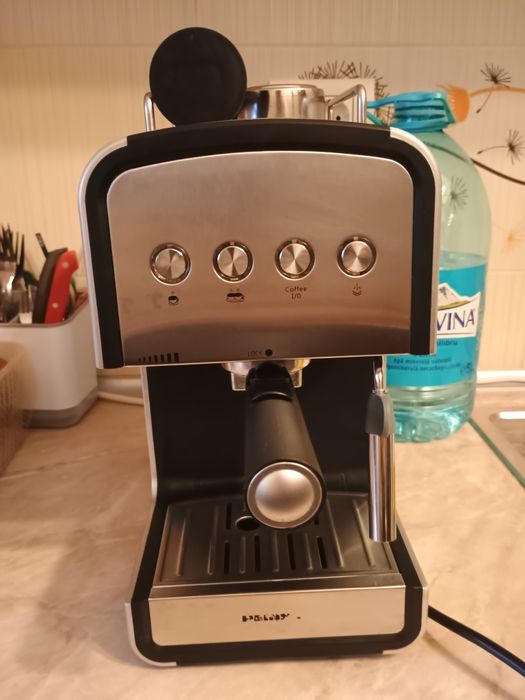 Espressor semi-automat Heinner