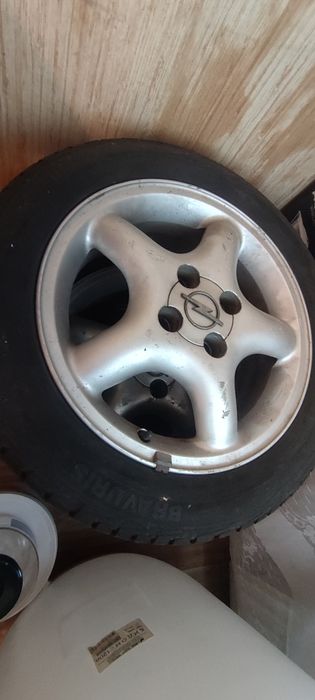 Четири броя джанти