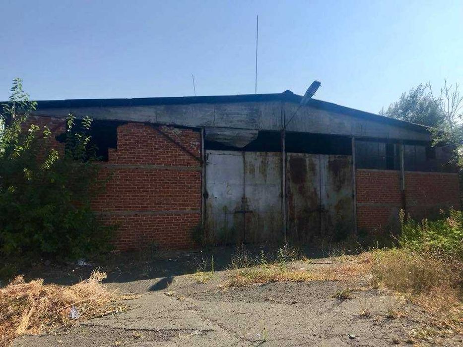 Продава се Склад в Карнобат - 760 кв.м за 1 €/кв.м - Снимка #4