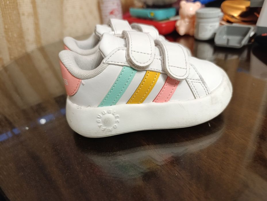Бебешки обувки Adidas