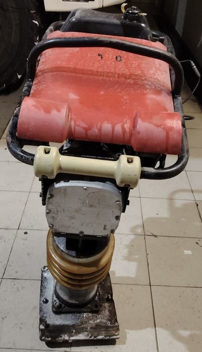 Вибронога б/у, в хорошем состоянии