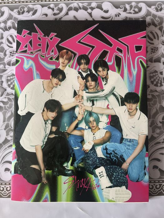 альбом Stray kids