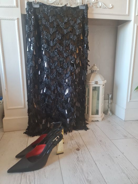 Сет Zara, нова пола с пайети, пуловер  Parricia Pepe