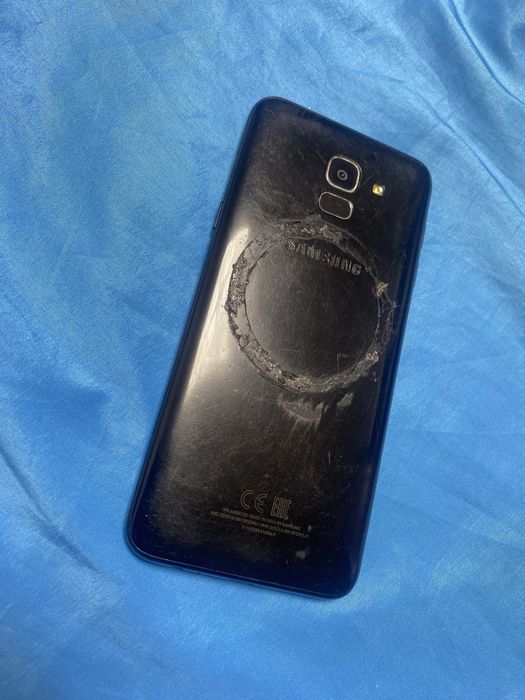 Продам телефоны айфон и самсунг