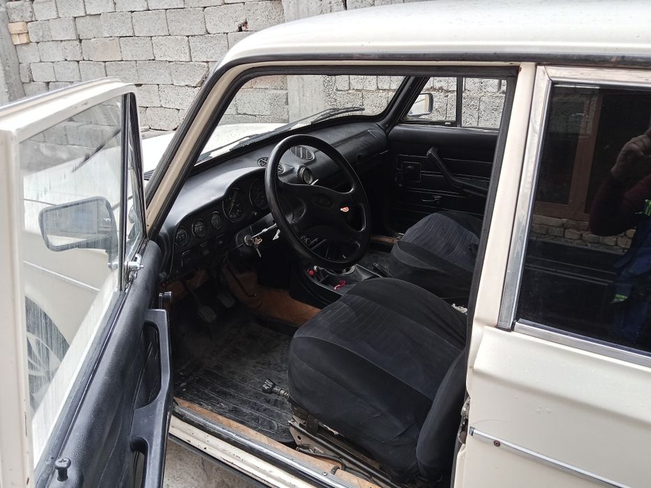 Автомобиль жигули