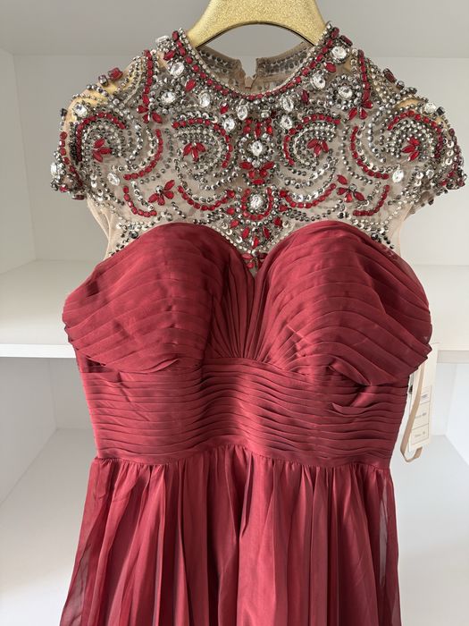 Вечерние платья 46 рр