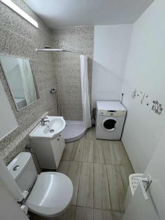 Proprietar inchiriez apartament 2 camere, zona Academia Militara, mobilat si utilat complet