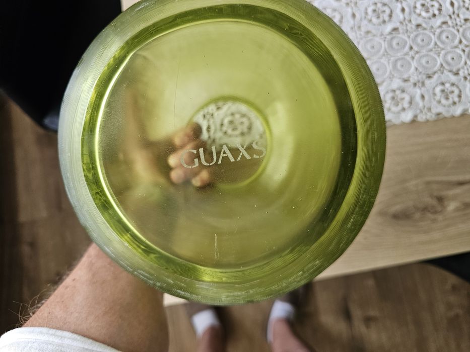 Vază GUAXS originală, sticlă suflată manual, design premium .