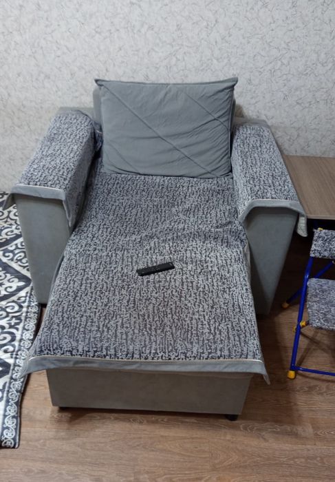 Продам мини диван