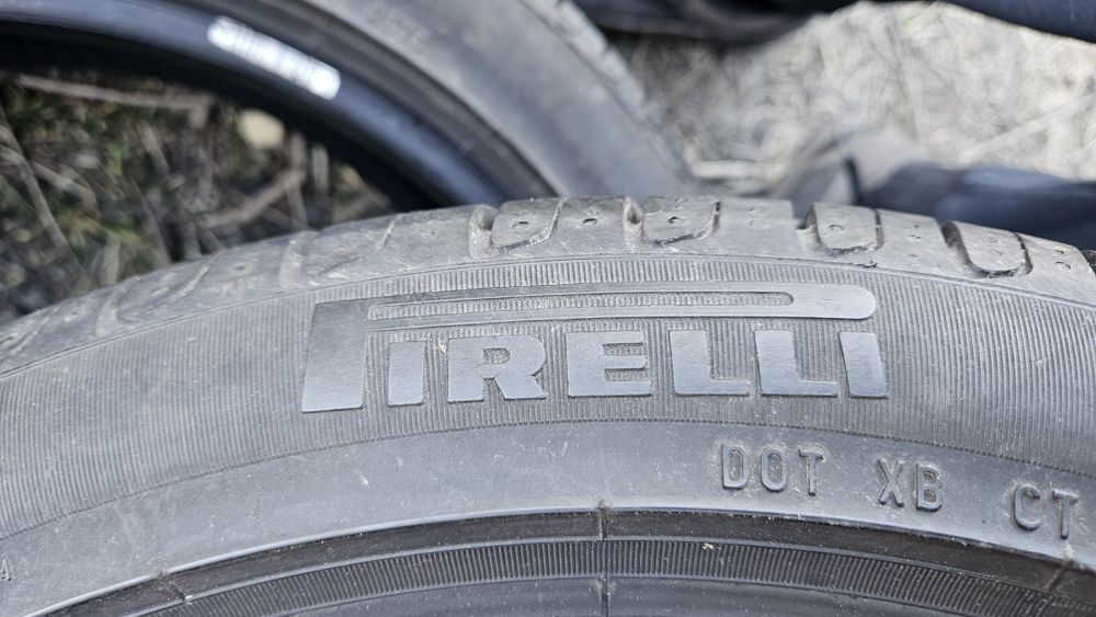 2бр гуми 215 45 17 пирели pirelli