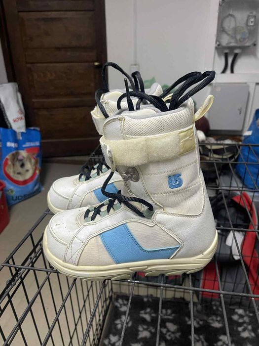 Placa snowboard  110cm cu boots 36,5