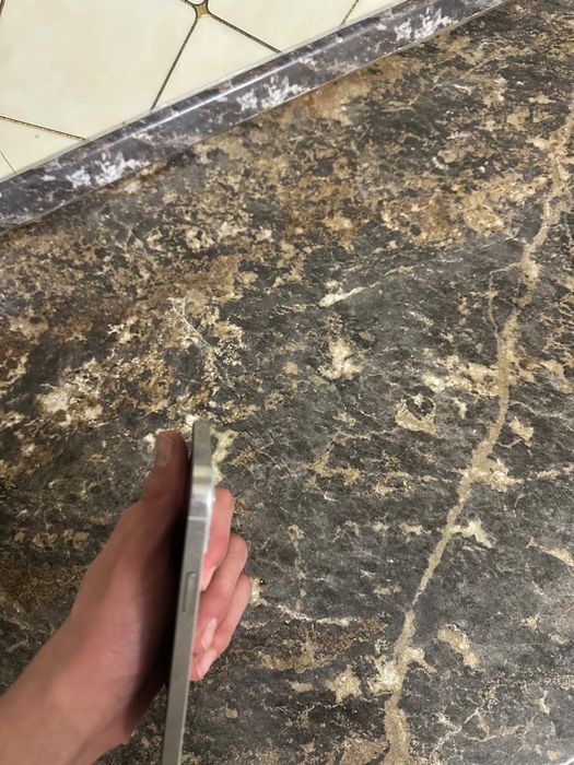 Продам iPhone 12 Pro