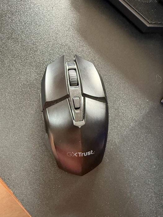 Безжична мишка Trust .