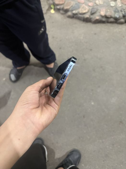Iphone 12 pro идельное состояние