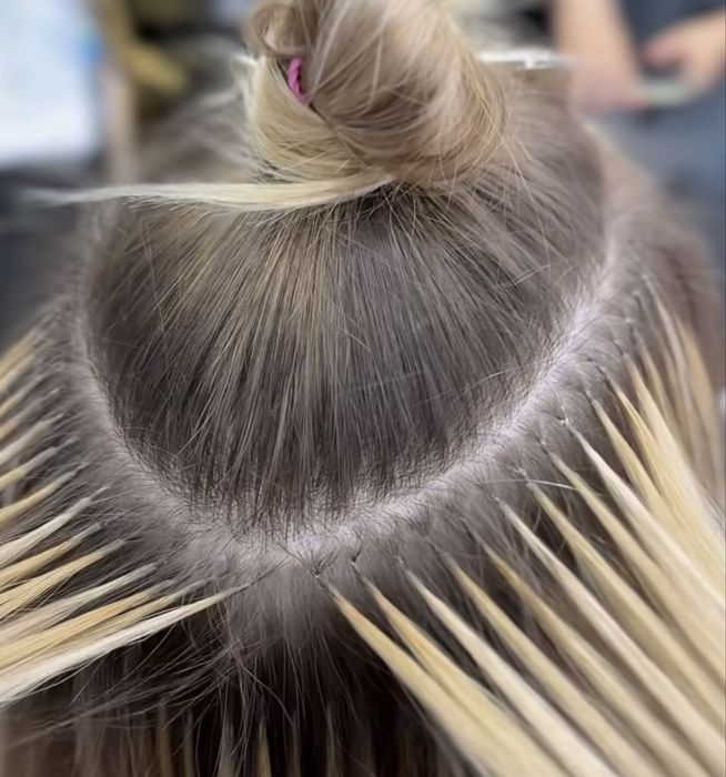 Aplic  si fac reintretinere extensii  din par natural