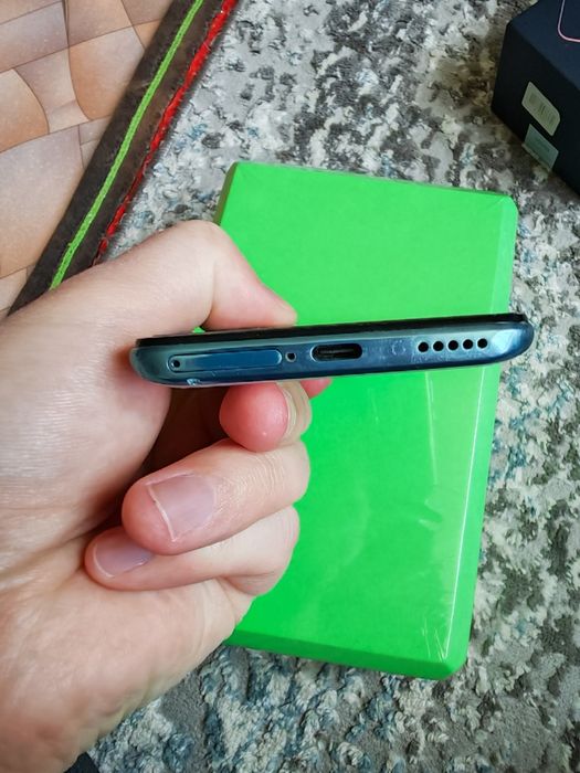 Продам Vivo v17 pro