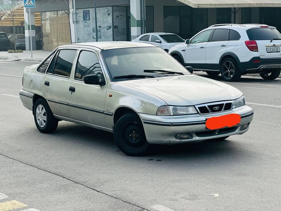 Neksiya 1 sotiladi srochni faqat oldi sirtiga shunchun arzonro qoydim