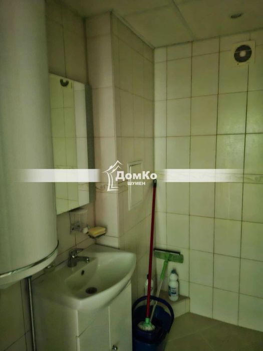 Дава се под наем Двустаен апартамент в Шумен, Тракия - 70 кв.м за 255 € - Снимка #5