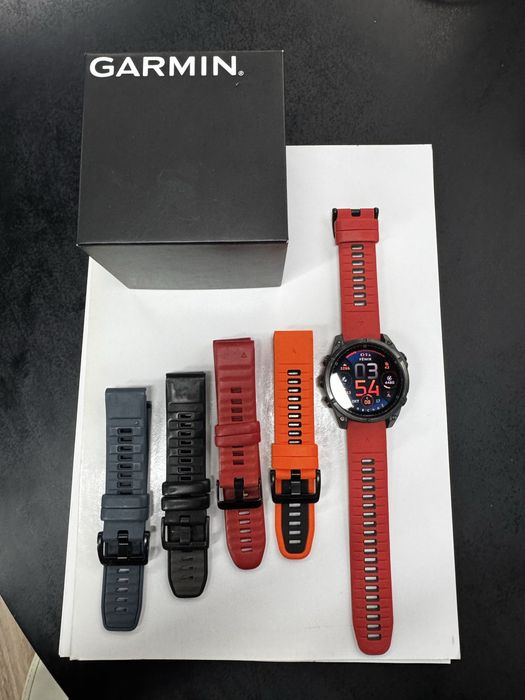 Garmin Fenix 8 AMOLED Sapphire 47 мм +4 ремешка