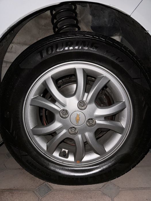 Spark 4 pazitza yallama balonda turibt 2 wiwkasi bor 1 ta cheti qayril