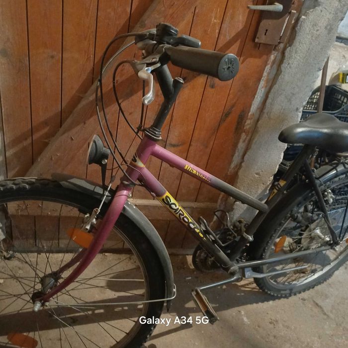 Продавеме колело