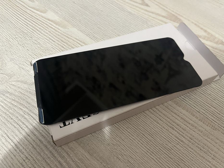 Продам дисплей для Samsung a04e!