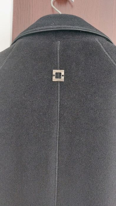 Palton negru damă Roberto Verino