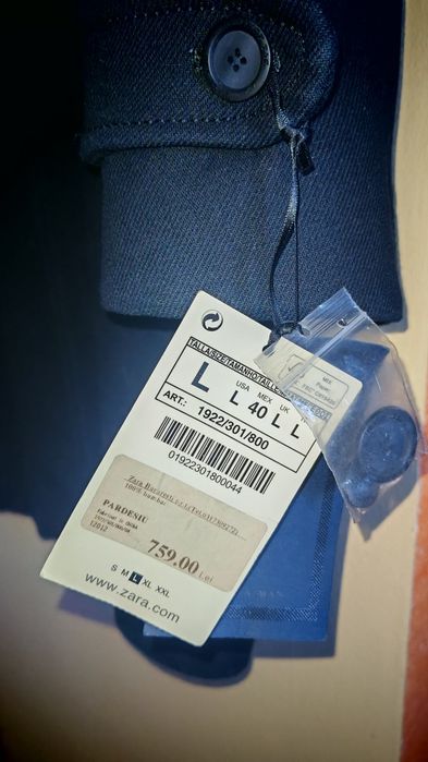 Palton bărbați Zara ,nou cu eticheta marimea L de culoare neagr
