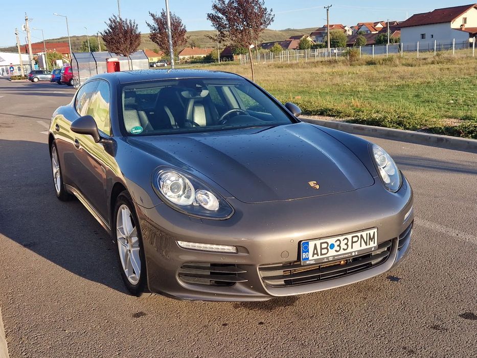 Porsche Panamera anvelope noi iarna vara, frâne noi, istoric Porsche