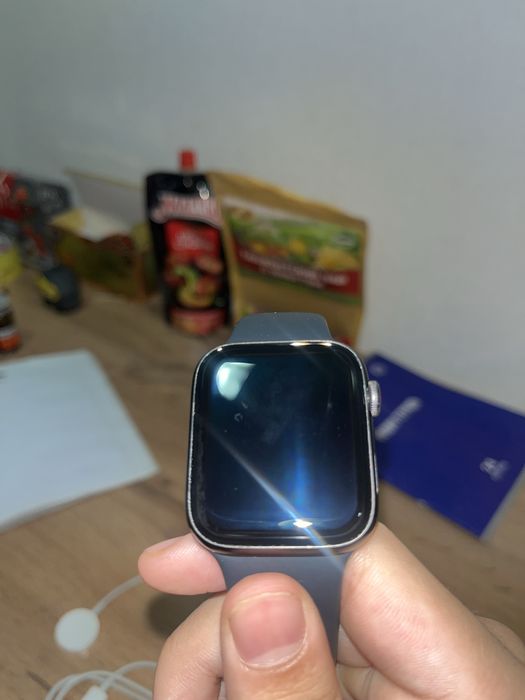 Продаются Apple Watch SE 44mm