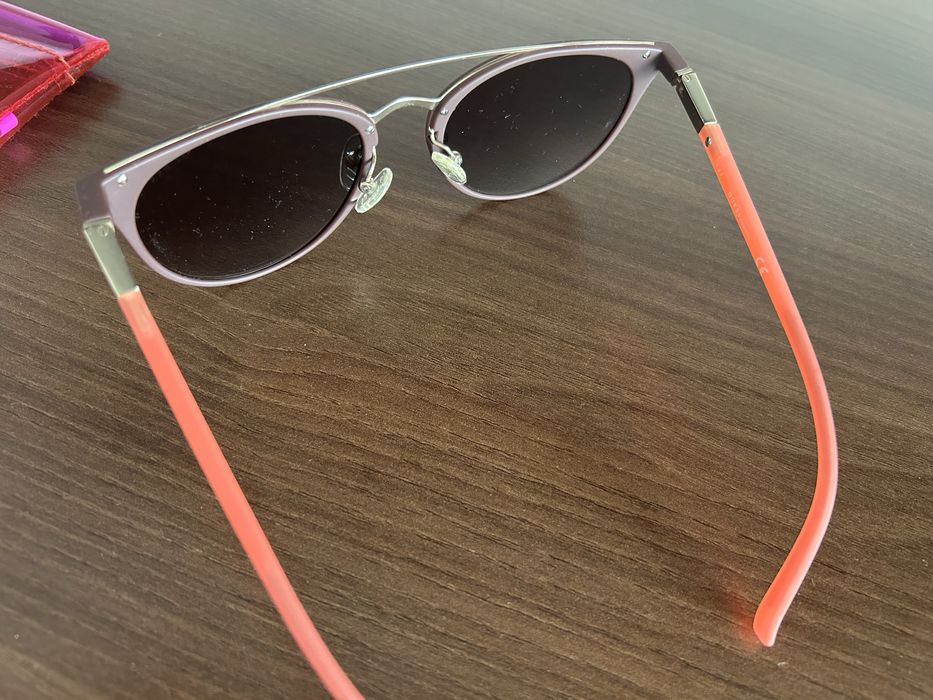 ochelari de soare Guess