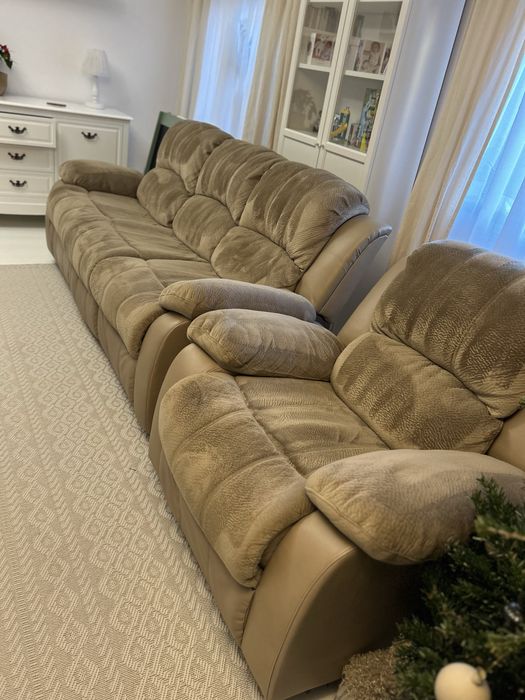 Canapea cu recliner si 1 fotoliu recliner