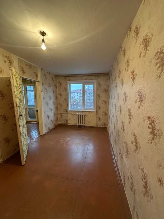 Продается 2 комнатная Магазин Черемушки