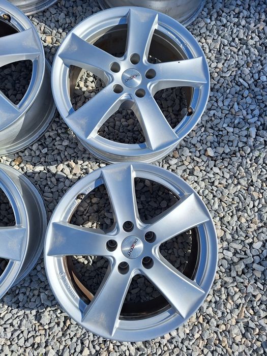 5x112.17цола.7j ET40. Dezent