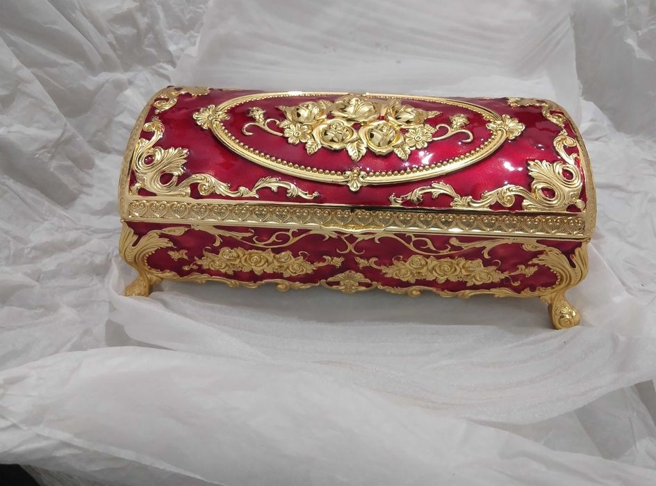 Шкатулка для подарок